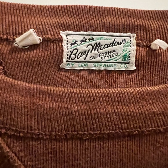 Levis Bay Meadows 1940 Recreation Sweater - Picture 2 of 3